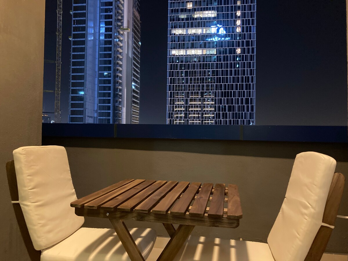 DOWNTOWN PREMIUM BOULEVARD APT NEXT TO DUBAI MALL