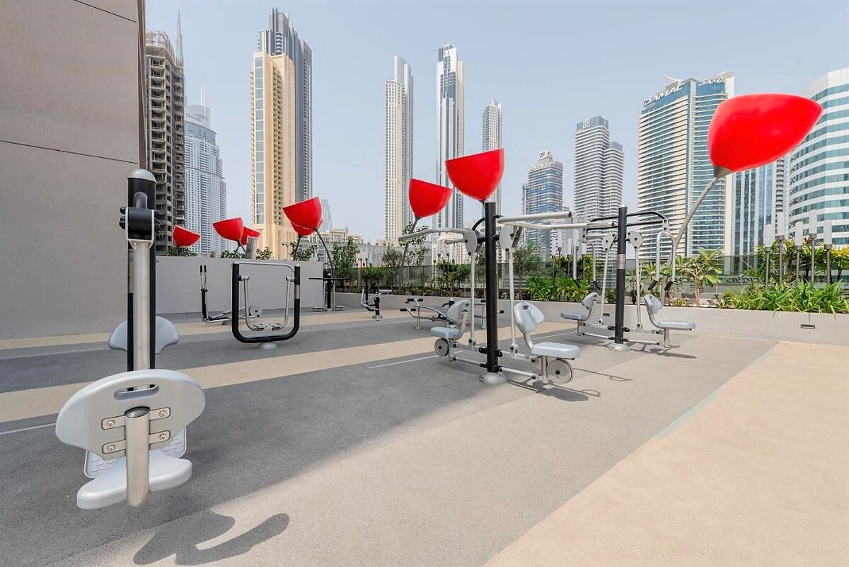 DOWNTOWN PREMIUM STUDIO NEXT TO DUBAI MALL & BURJ