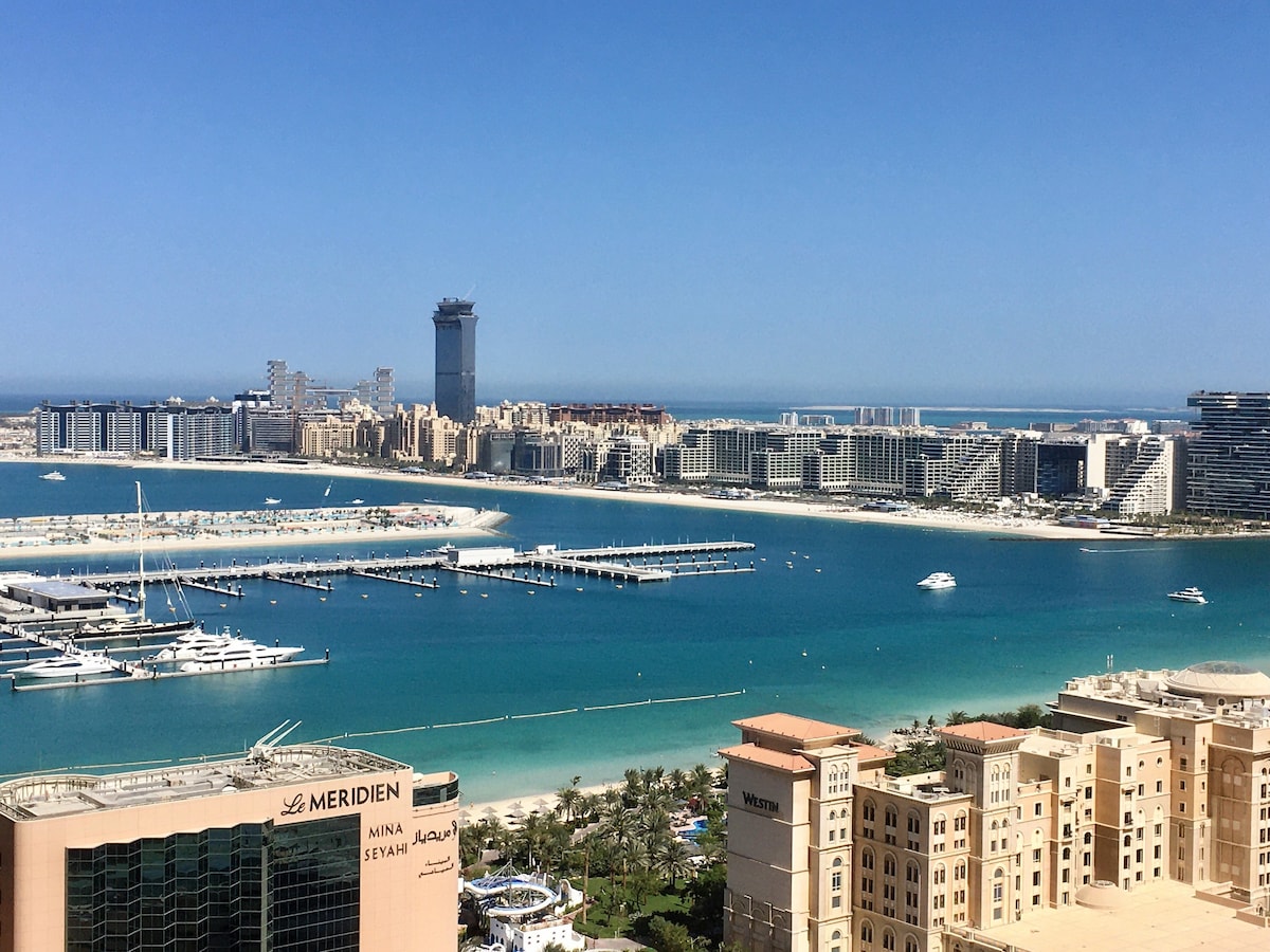 MARINA PALM VIEW APARTMENT NEXT TO BEACH & TRAM