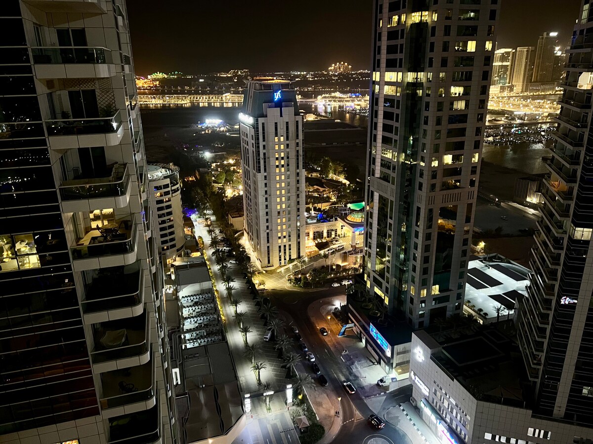 SPECTACULAR JBR & PALM VIEW 2 BEDROOM NEXT TO TRAM