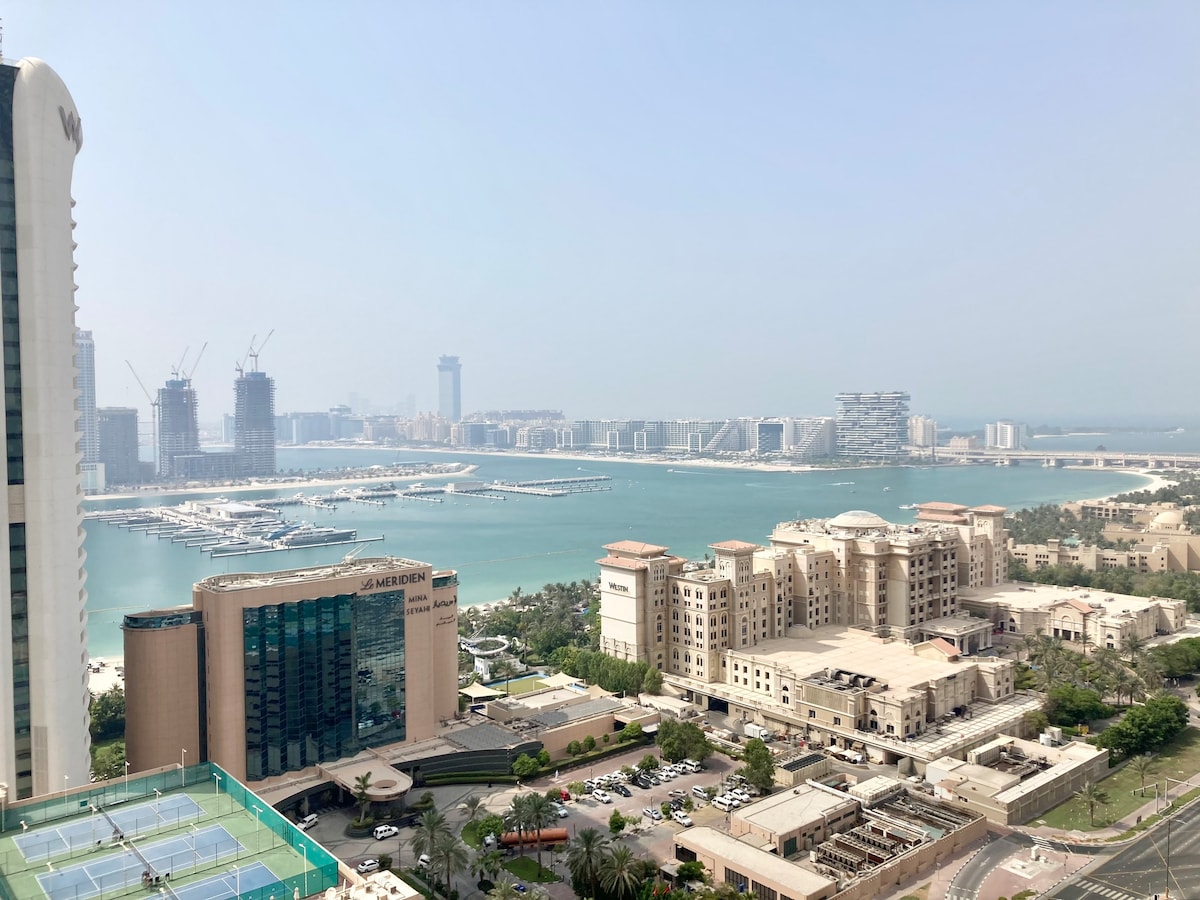 BREATHTAKING PALM VIEW APARTMENT IN DUBAI MARINA