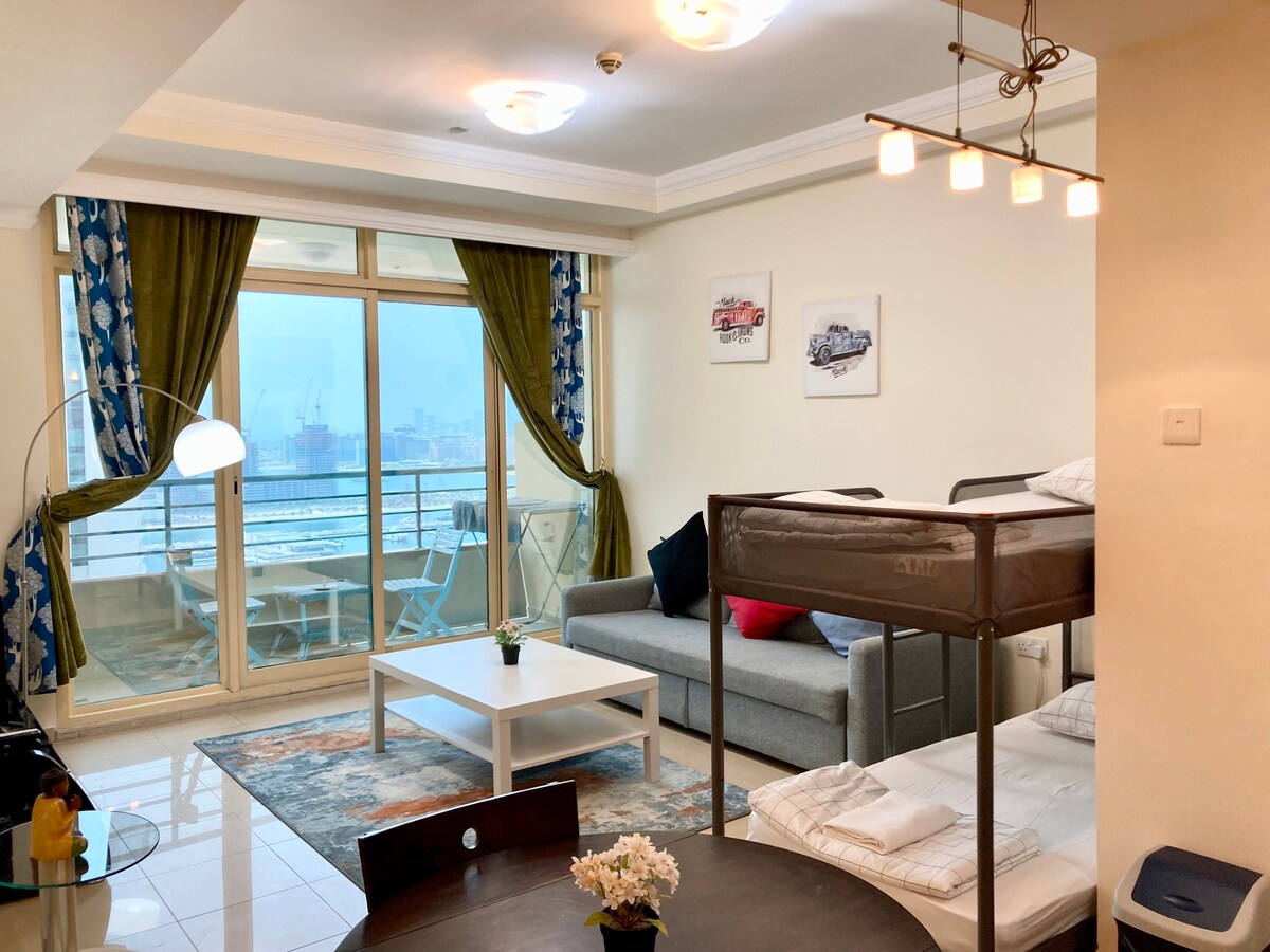 BREATHTAKING PALM VIEW APARTMENT IN DUBAI MARINA